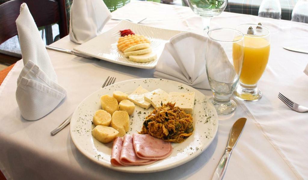 Hotel Cristina Suites Puerto La Cruz 외부 사진