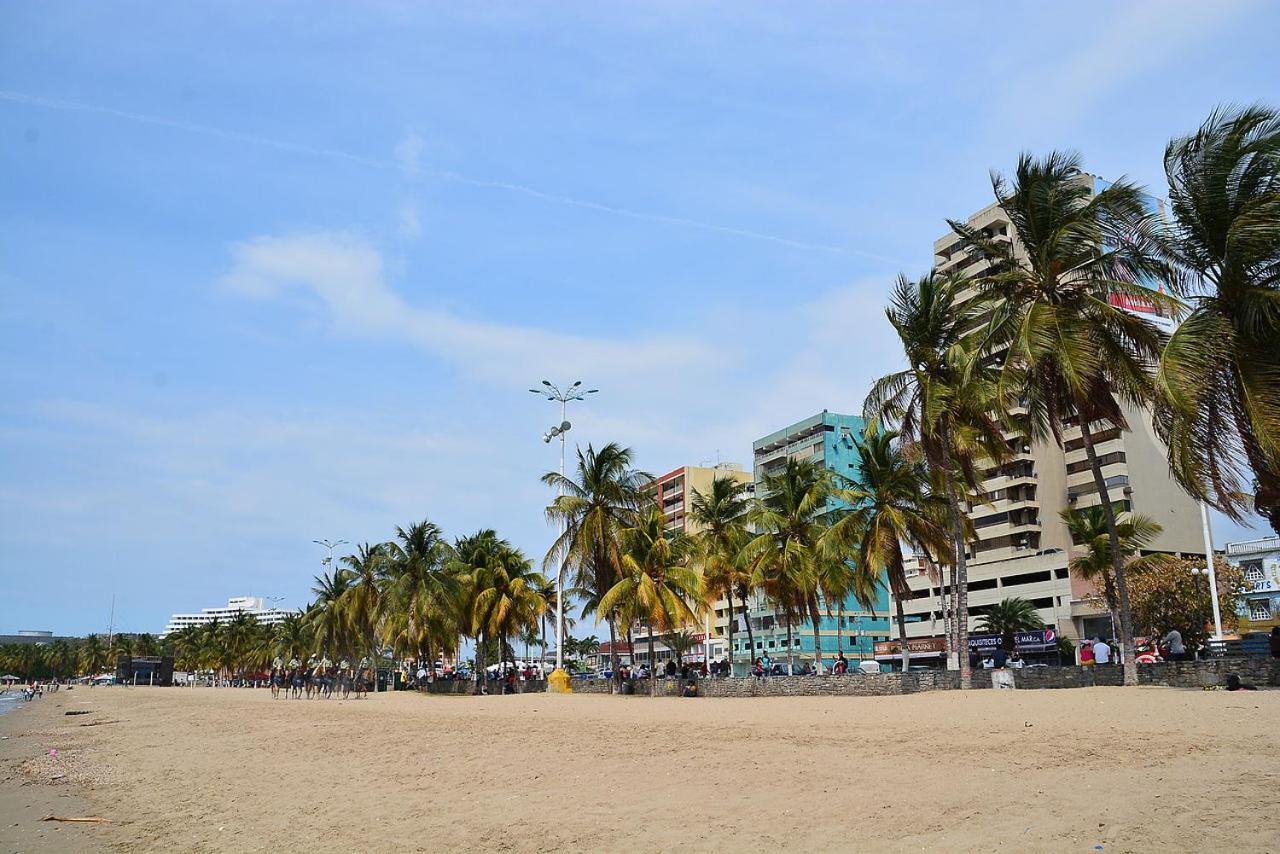 Hotel Cristina Suites Puerto La Cruz 외부 사진